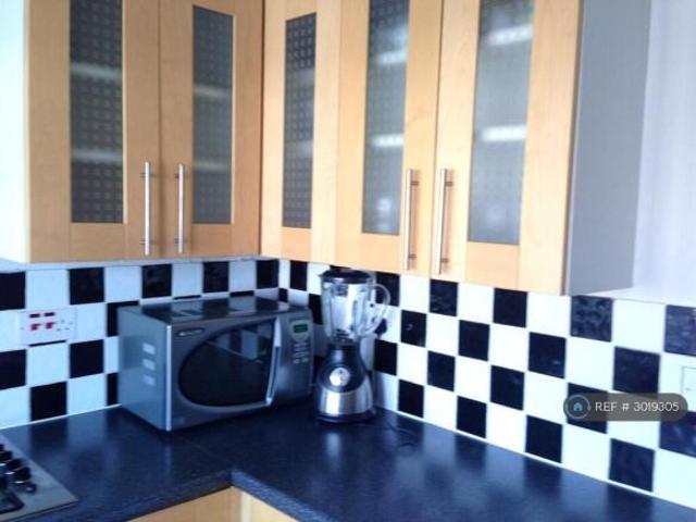 Flat for rent in Cat Hill