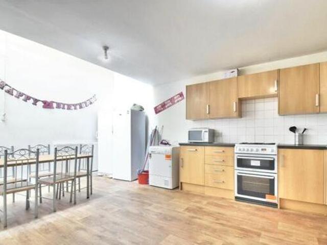 House for rent in Broomhill, South Yorkshire
