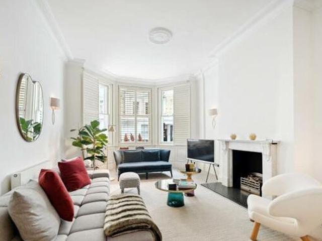 House for sale in Lyons, Greater London