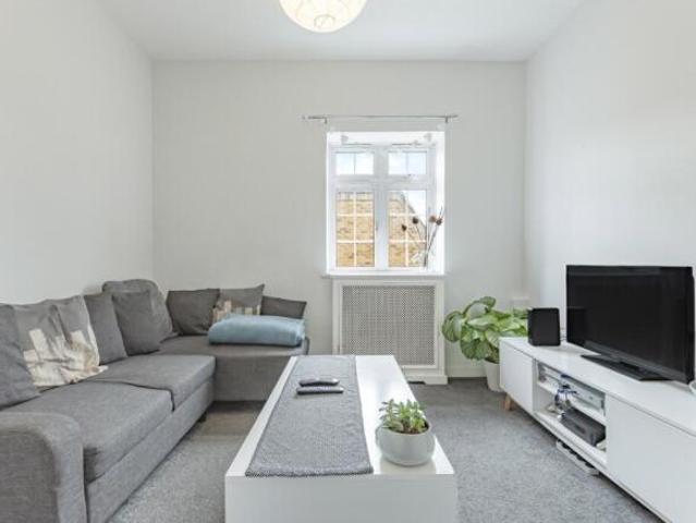 Flat for rent in Wimbledon, Greater London