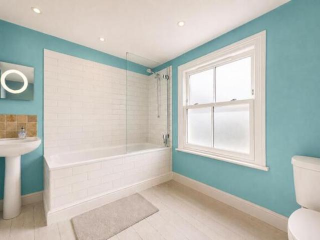 Flat for rent in Uxbridge, Greater London