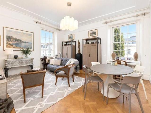 Flat for rent in Cat Hill