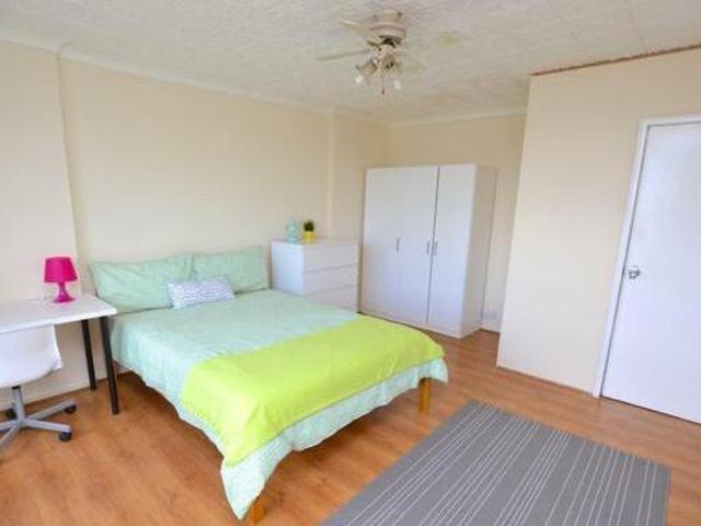 House for rent in Lyons, Greater London