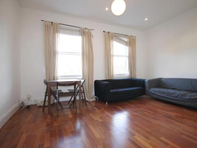 Flat for rent in Holloway, Greater London
