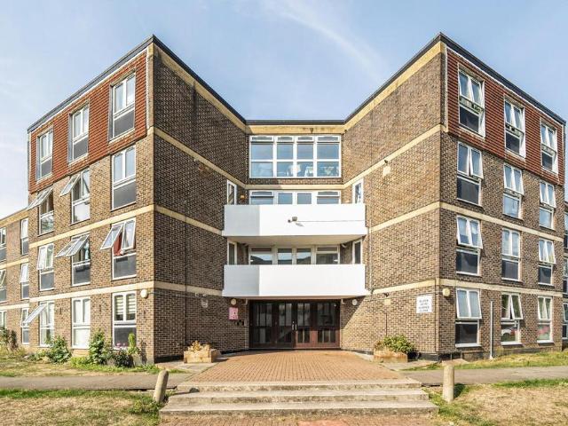 Flat for sale in London Borough of Harrow, Greater London