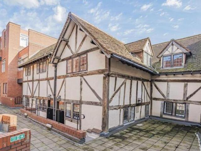 Flat for sale in Windsor, Clewer New Town