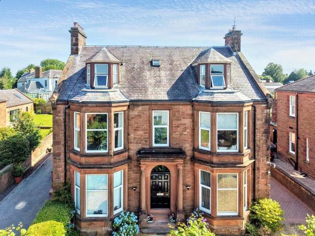 Flat for sale in Dumfries, Scotland