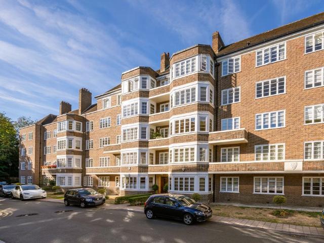 Flat for sale in Exeter House, Greater London