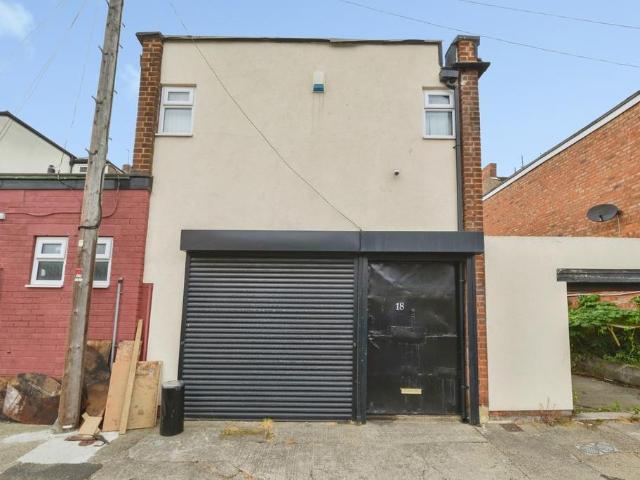 Flat for sale in Stockton-on-tees