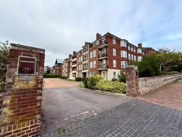 Flat for sale in Eastbourne, East Sussex