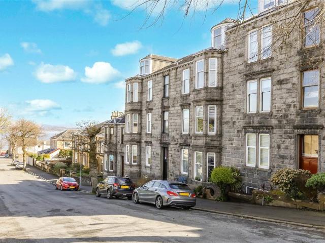 Flat for sale in Greenock, Scotland