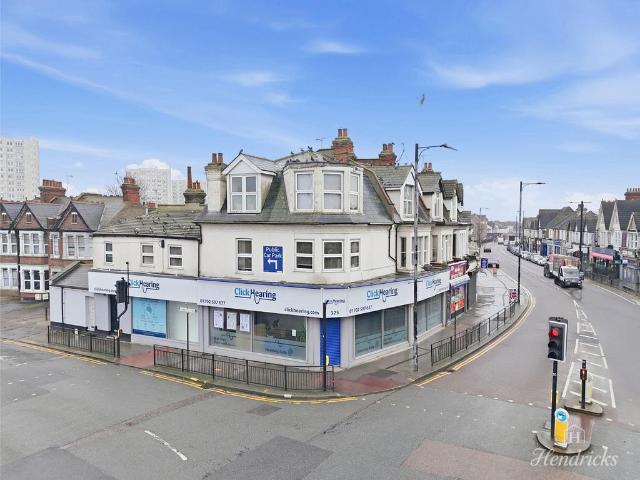 Flat for sale in Milton, Alton Barnes