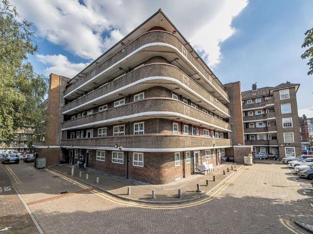 Flat for sale in Spitalfields, Whitechapel