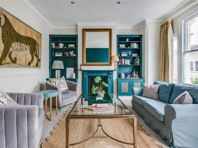Flat for sale in Fulham, Greater London