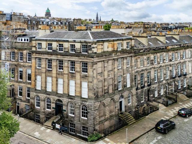 Flat for sale in Moray Feu, New Town