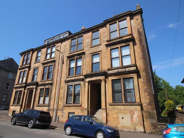 Flat for sale in Greenock, Scotland