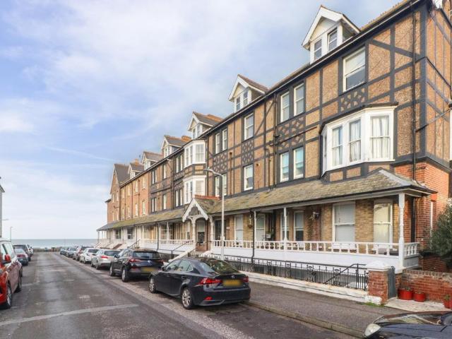 Flat for sale in Westgate-on-Sea, Acol