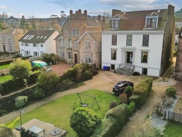 Flat for sale in Greenock, Scotland