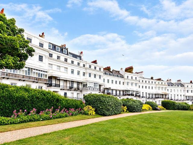 Flat for sale in Brighton Marina Village, Brighton