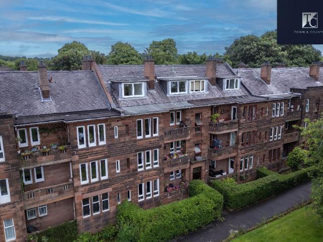 Flat for sale in Anniesland, Scotland