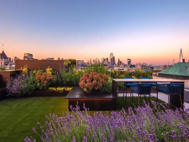 Flat for sale in St Clement Danes, Greater London
