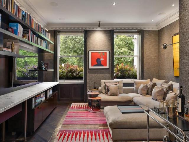Flat for sale in Chelsea, Greater London