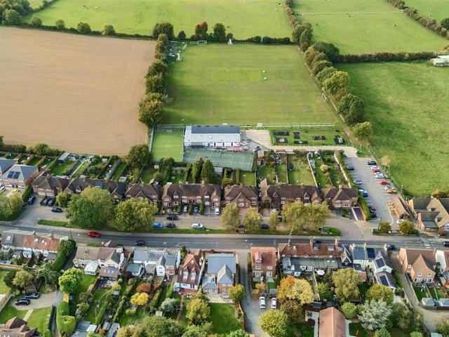 Flat for sale in Five Acres, Hertfordshire