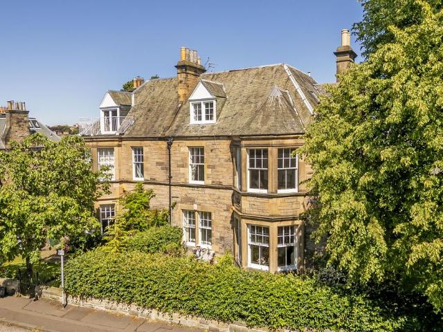 Flat for sale in Morningside, Scotland