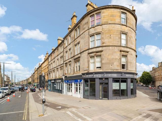 Flat for sale in Leith, Scotland