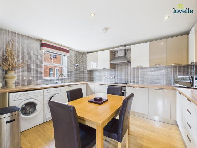 Flat for sale in Lincoln, New Boultham