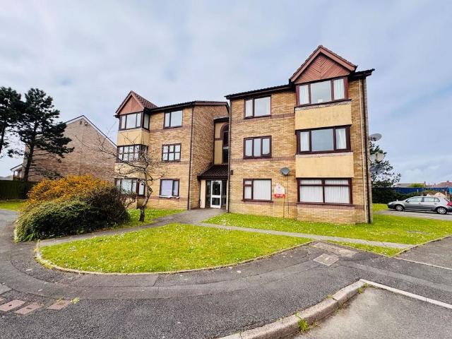 Flat for sale in Sandfields East, Aberavon
