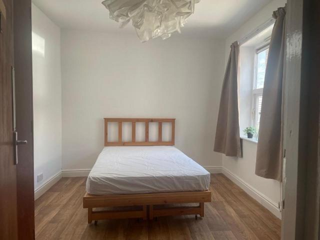 Flat for sale in Saint George's, Isle Of Man