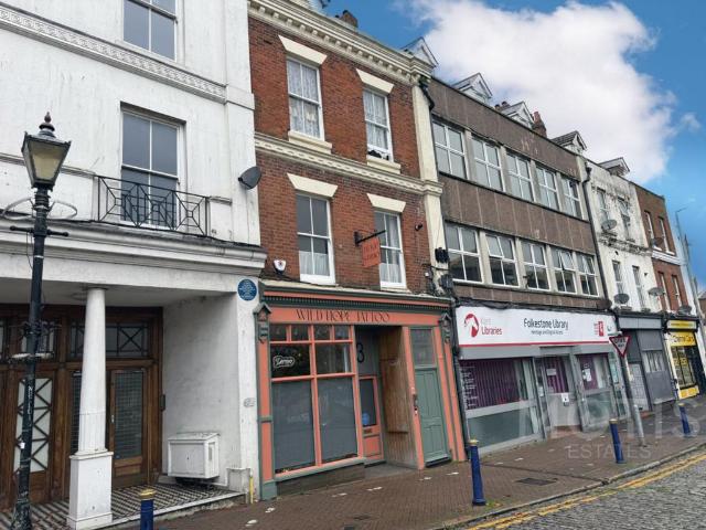 Flat for sale in Folkestone