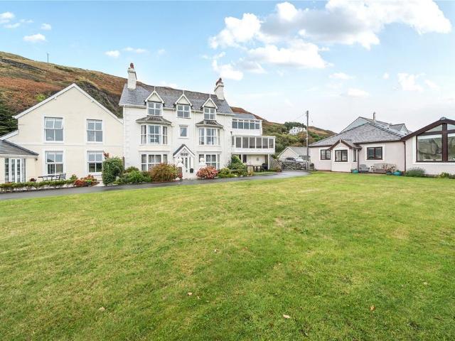 Flat for sale in Aberdyfi, Wales