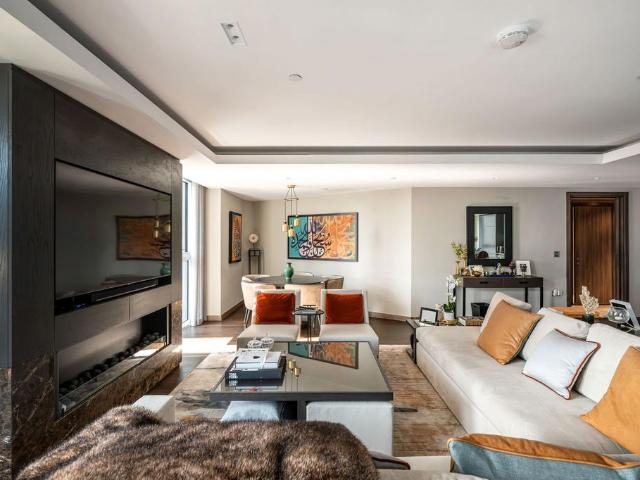 Flat for sale in Paddington, Greater London
