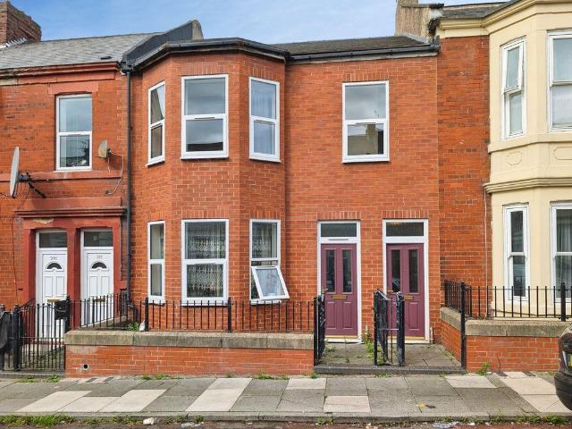 Flat for sale in Fenham, Tyne And Wear