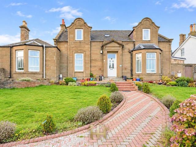 Flat for sale in Baxter Park, Dundee
