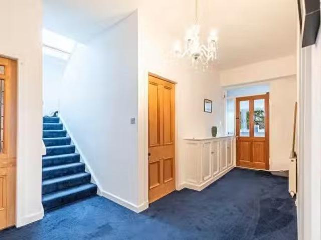 House for sale in Bonnyton