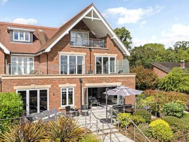 House for sale in Beaconsfield, Penn Bottom