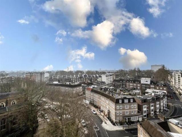 Flat for sale in Cat Hill