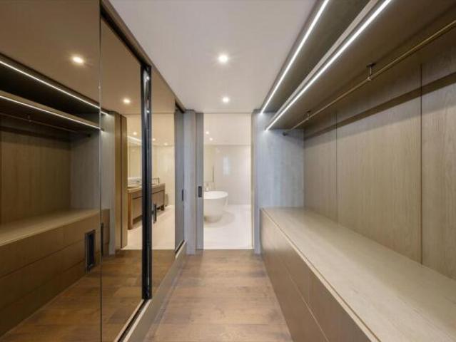 Flat for sale in Cat Hill