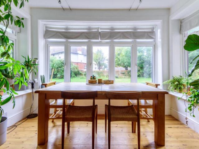 Flat for sale in Barton Stacey, Hampshire