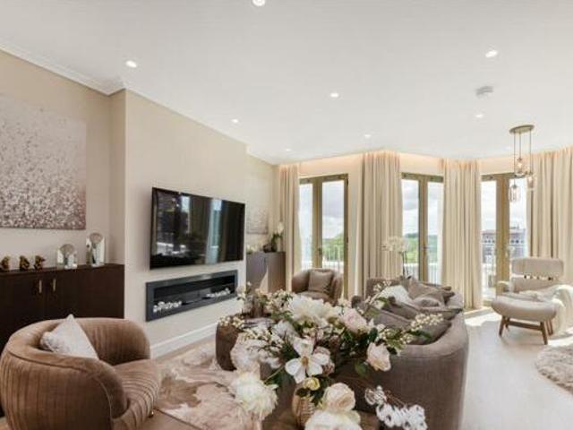 House for sale in Lyons, Greater London