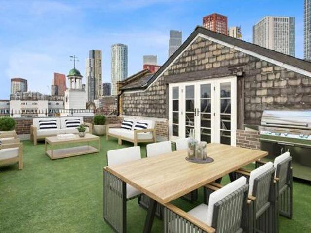 House for sale in Lyons, Greater London