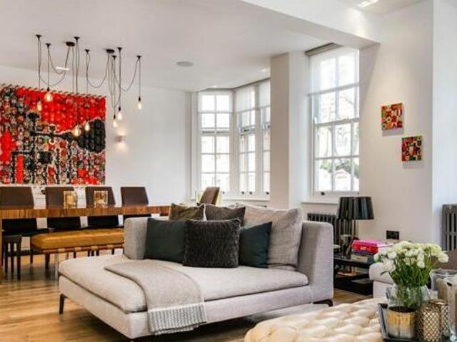 House for sale in Lyons, Greater London