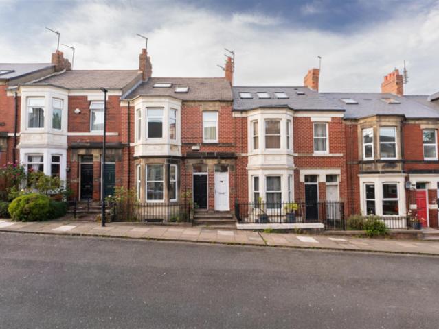 Flat for sale in Jesmond, Tyne And Wear
