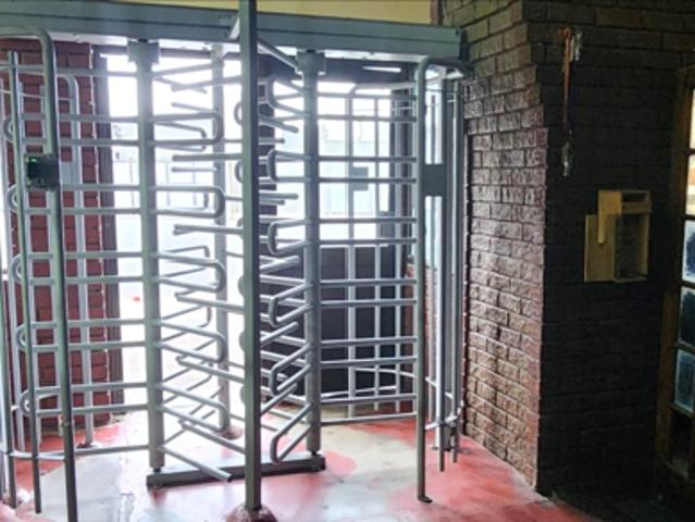 Flat for rent in Seaview, Kwazulu-natal