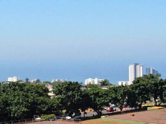 Flat for sale in Seaview, Kwazulu-natal