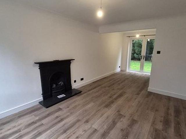 Apartment for rent in Wellmeadow, Glasgow