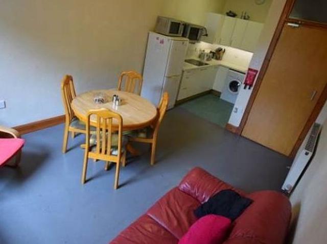 Apartment for rent in Thornwood, Glasgow
